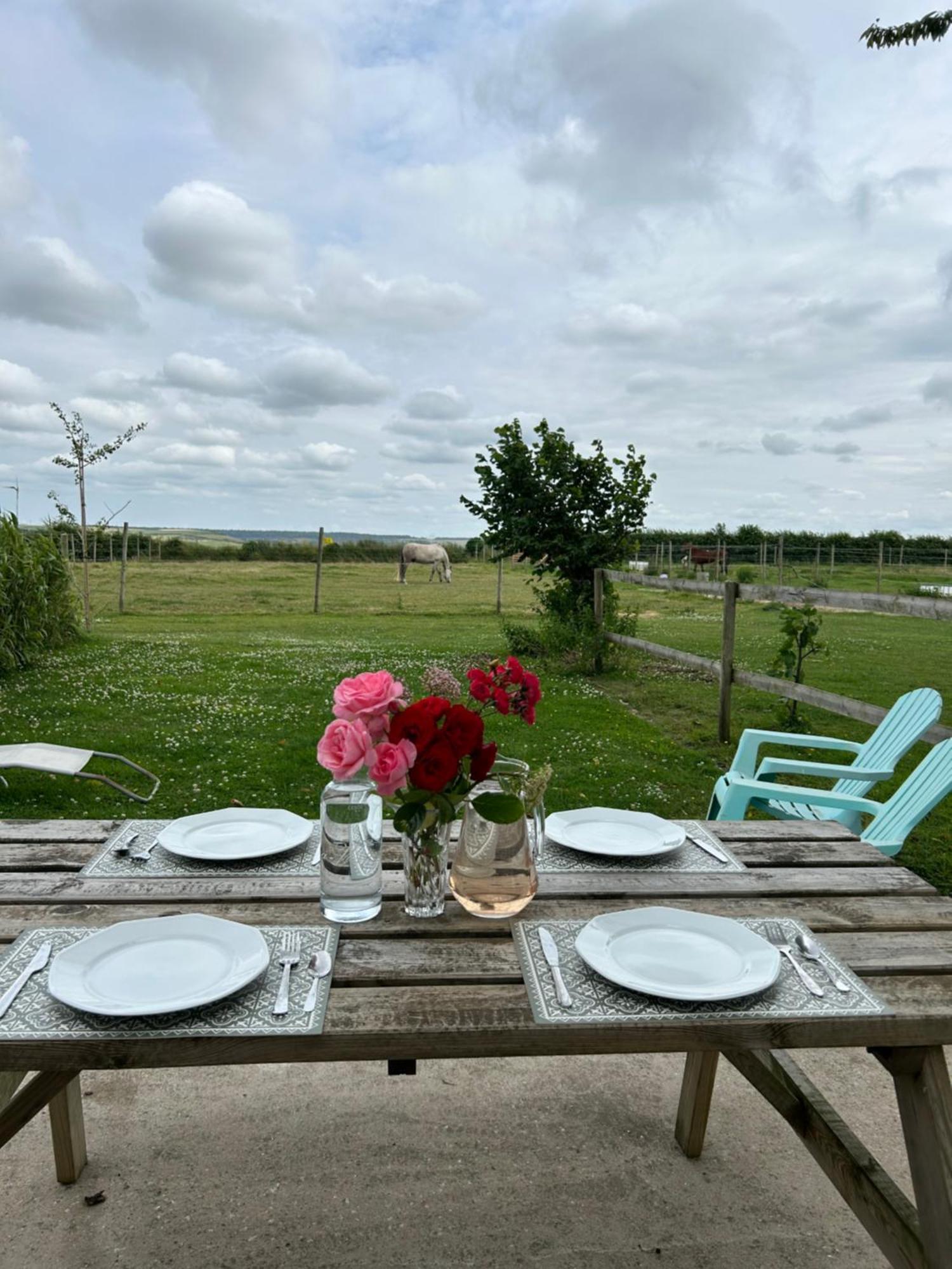 Le Clos De L'Angley Gites Et Ecurie Caffiers 外观 照片